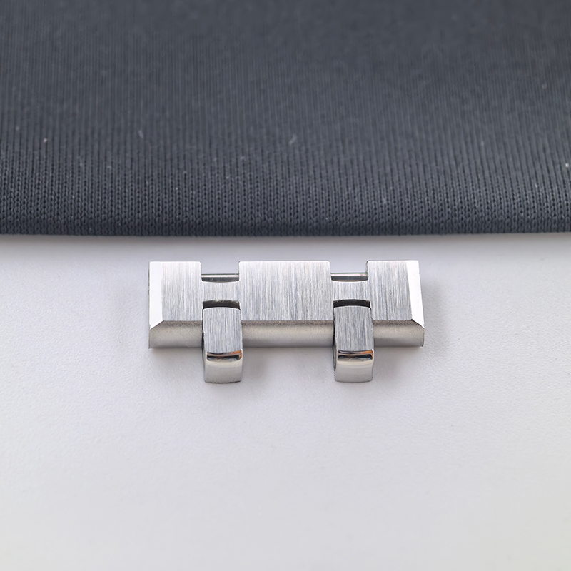 Eslabones de extensión cepilla - Cartier Watch Tank reseña y precio